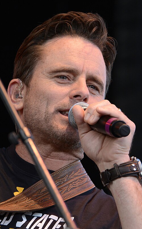 Charles Esten