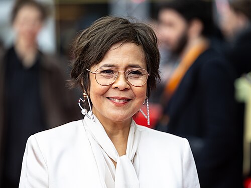 Dolly de Leon