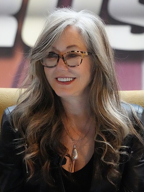 Mary McDonnell