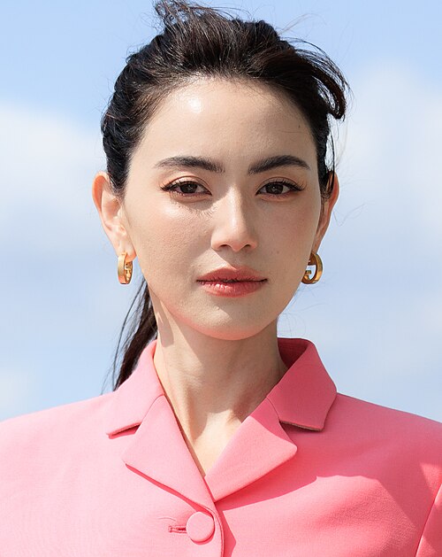 Davika Hoorne