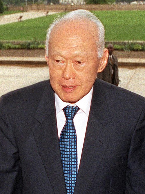 Kuan Yew Lee