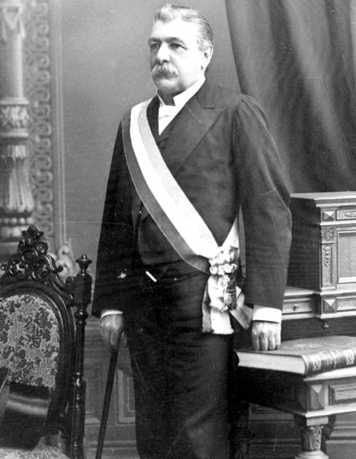 Domingo Santa María