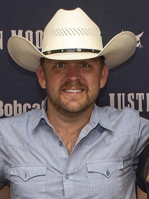 Justin Moore