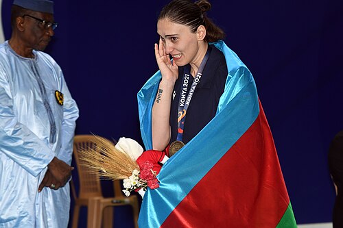 Fəridə Əzizova