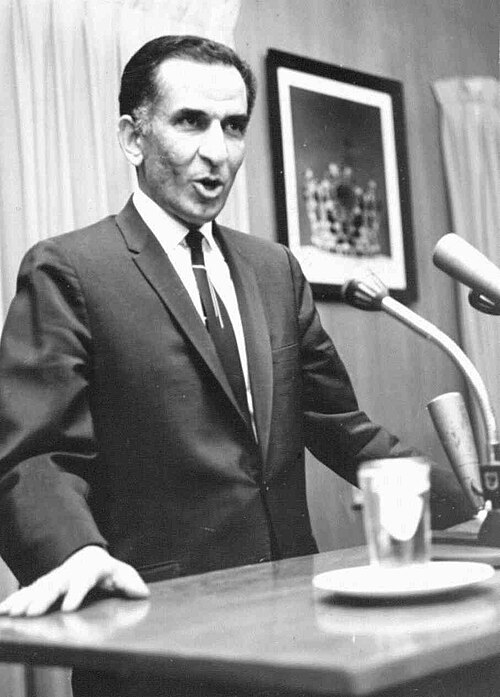 Jamshid Amouzegar