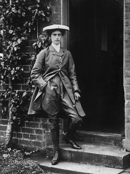 Lilian Bland