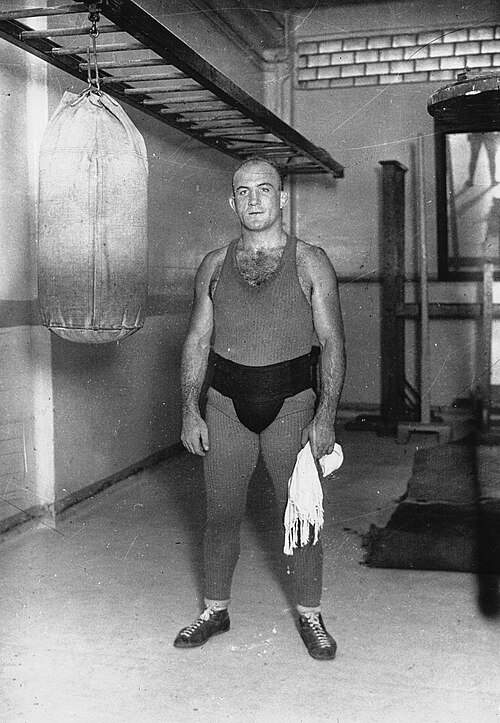 Raymond Suvigny