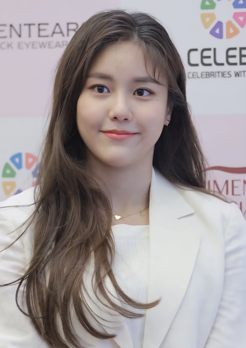 Shin Hye-jeong