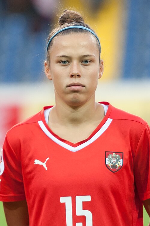 Nicole Billa