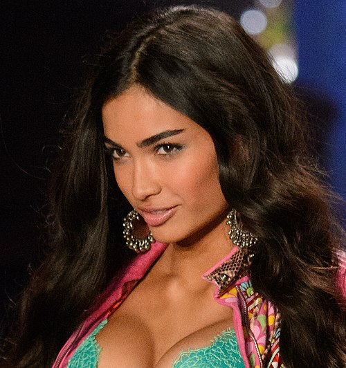 Kelly Gale