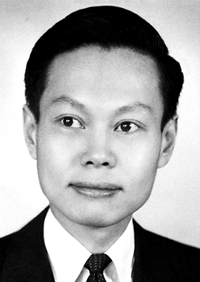 Chen-ning Yang