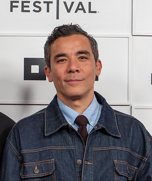 Conrad Ricamora