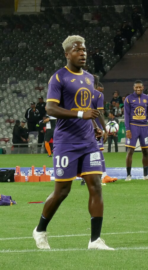 Aaron Leya Iseka