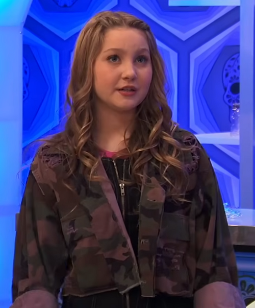 Ella Anderson