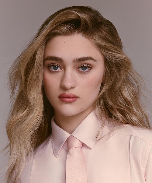 Lizzy Greene