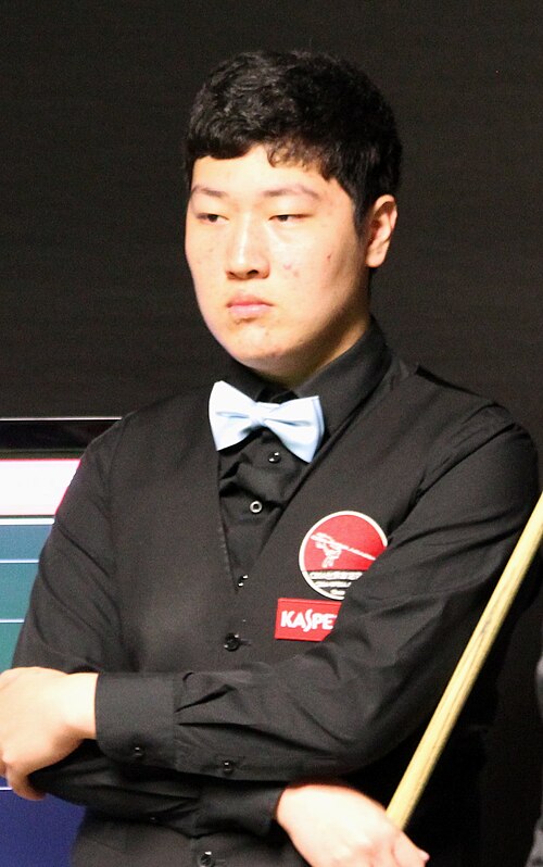 Yan Bingtao