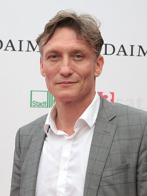 Oliver Masucci