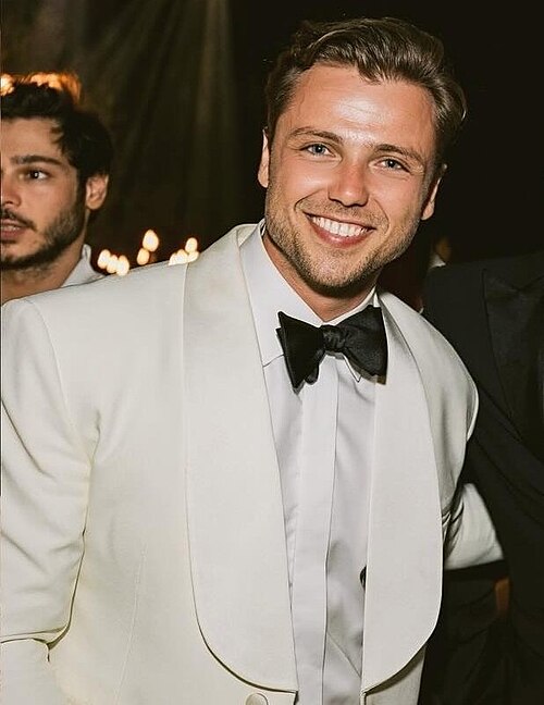 Tolga Sarıtaş
