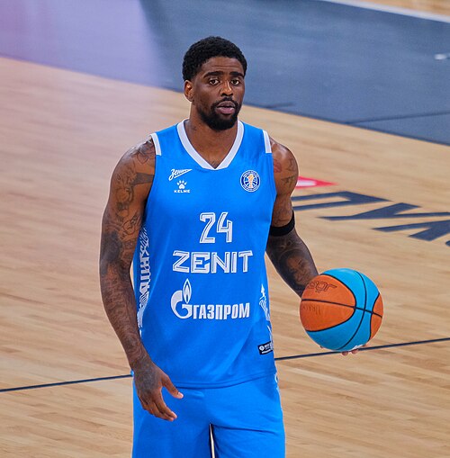 Dwayne Bacon