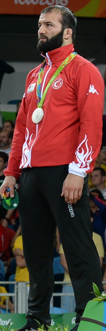 Selim Yaşar