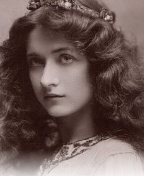 Maude Fealy