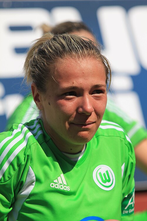 Zsanett Jakabfi