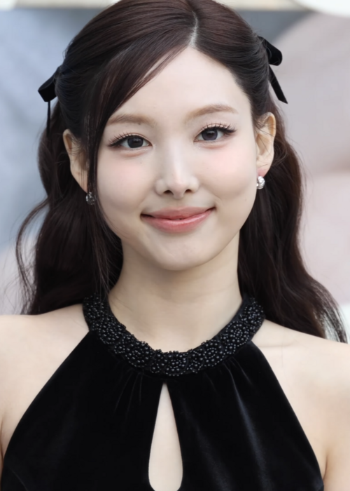 Im Nayeon
