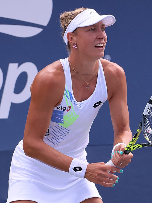 Yanina Wickmayer