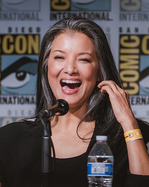 Kelly Hu