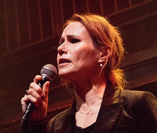 Nina Persson