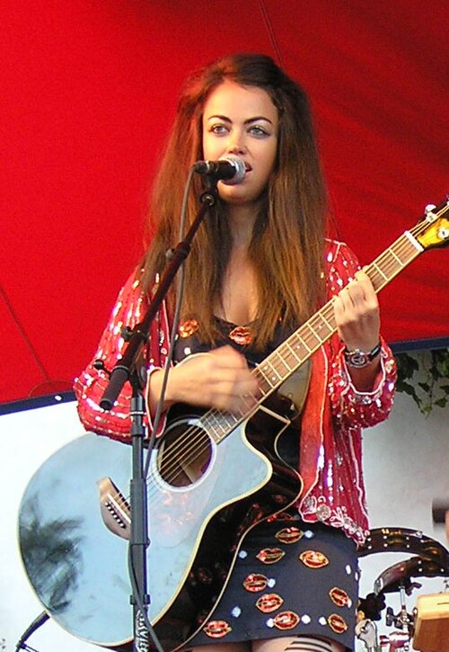 Aura Dione