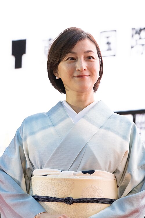 Ryōko Hirosue