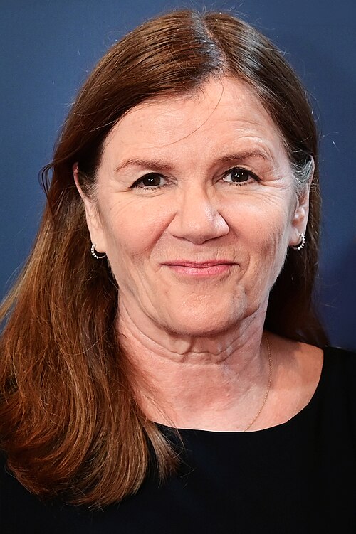 Mare Winningham