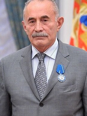 Aslambek Aslakhanov