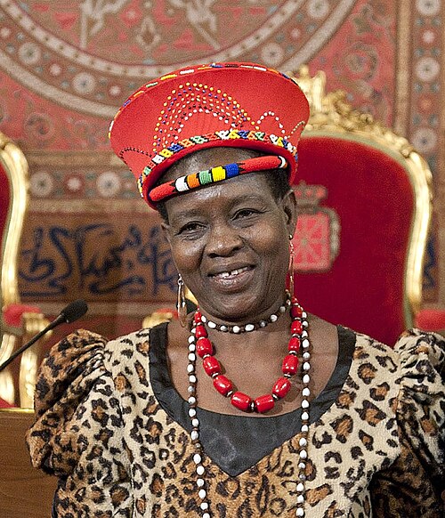 Theresa Kachindamoto)