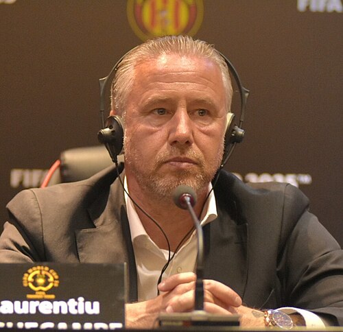 Laurențiu Reghecampf