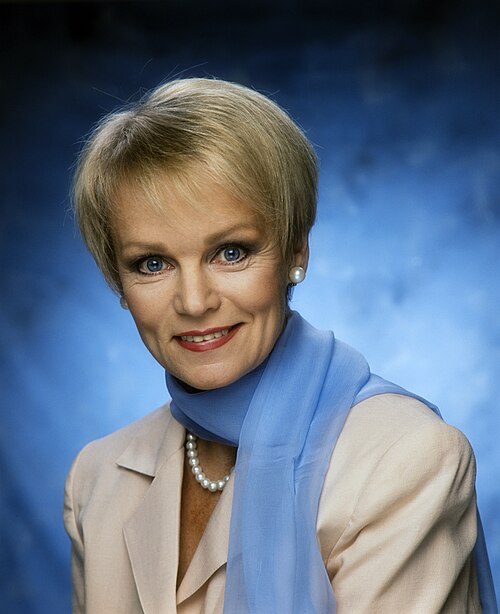 Katri Helena