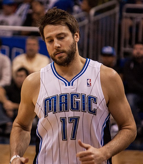 Josh McRoberts