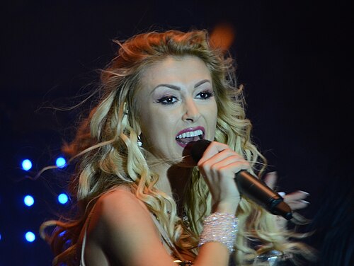Andreea Bălan