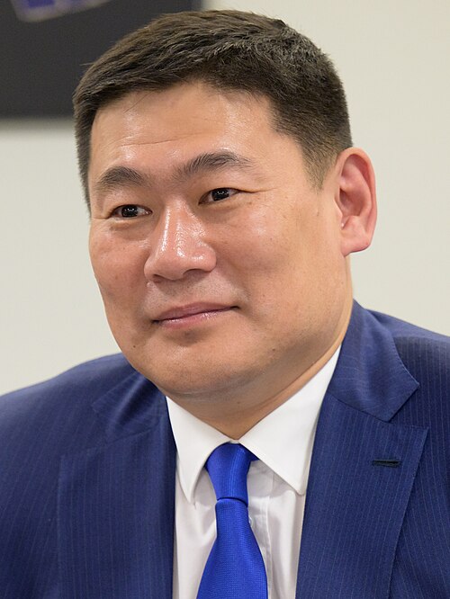 Luvsannamsrain Oyun-Erdene