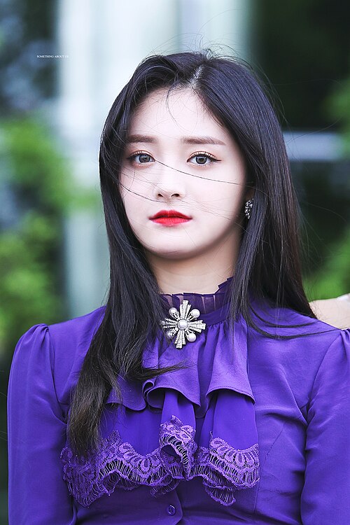 Zhou Jieqiong