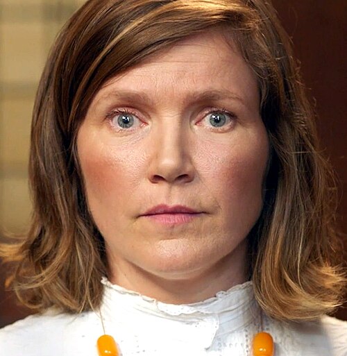 Jessica Hynes