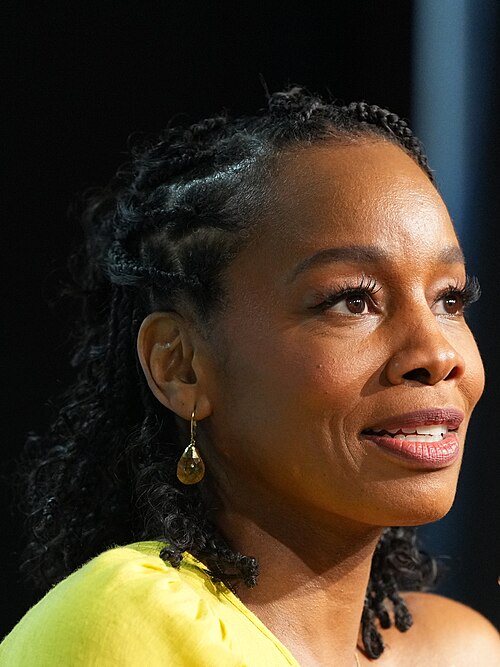 Anika Noni Rose