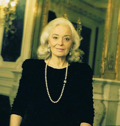 Gwyneth Jones
