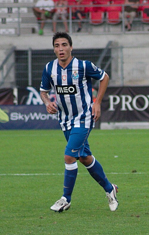 Josué Pesqueira