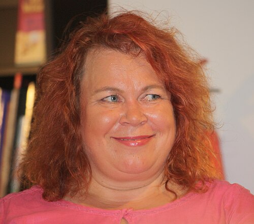 Leena Lehtolainen