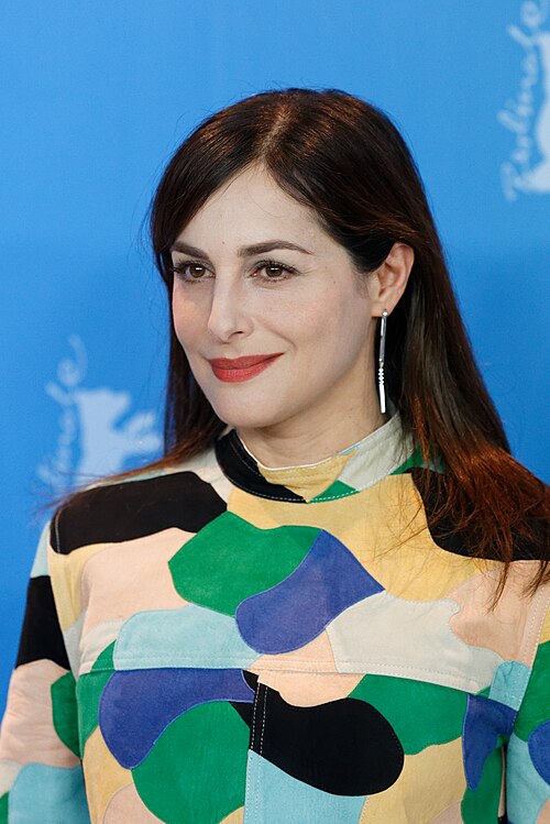 Amira Casar
