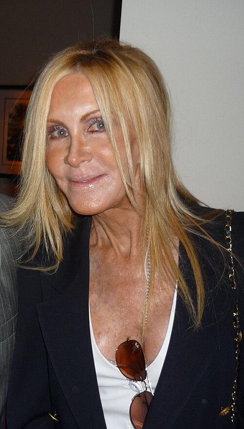 Joan Van Ark