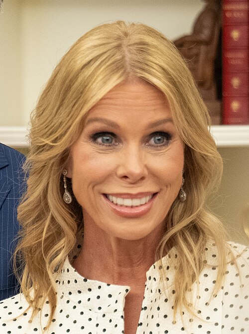 Cheryl Hines