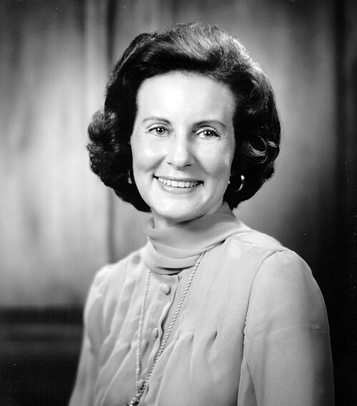 Elaine Edwards